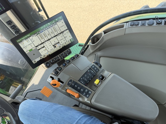 2025 John Deere 8R 370 - Photo34