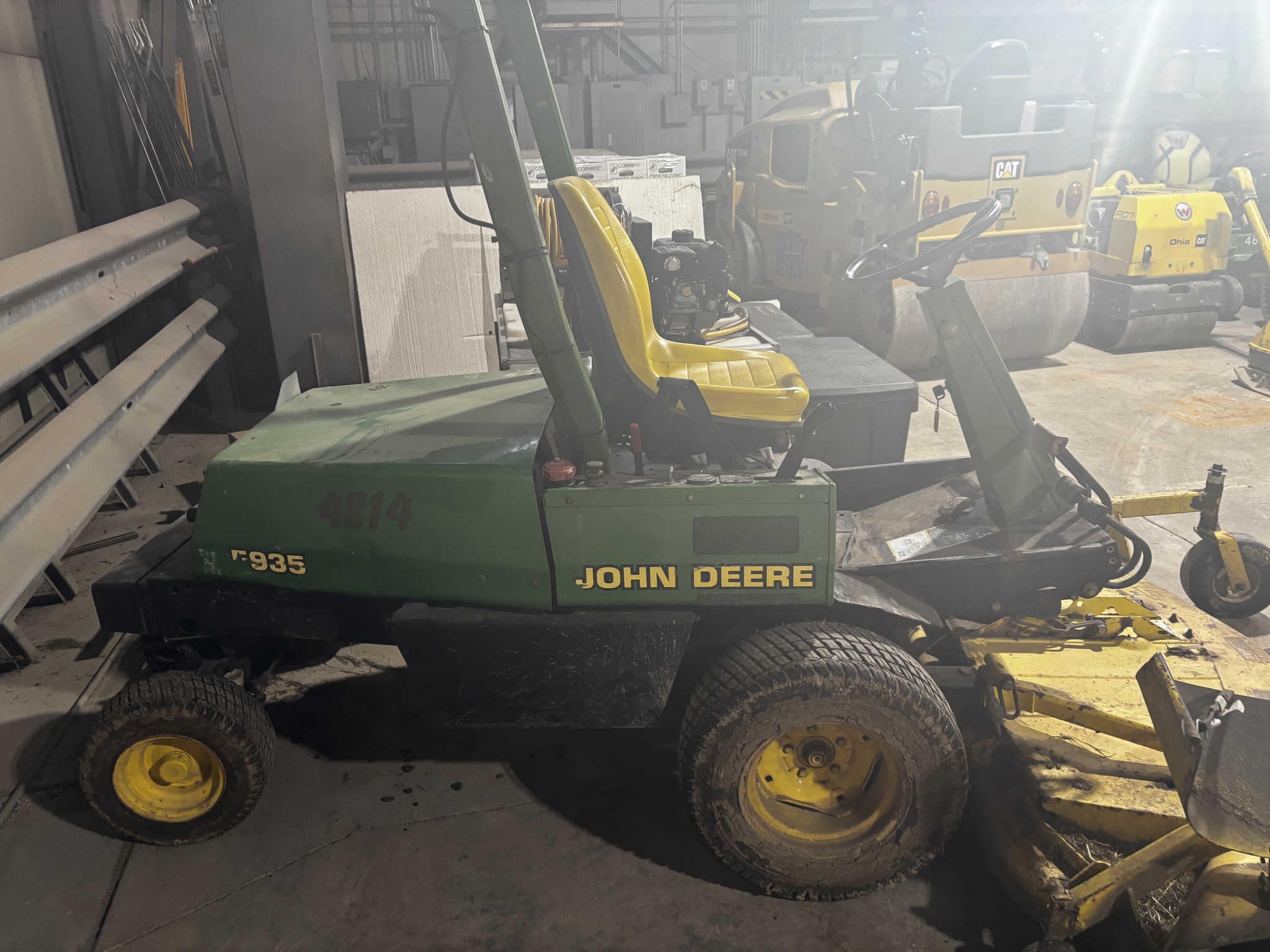 Used 1998 John Deere F935 Commercial Front Mowers at Koenig Equipment in Richmond, IN - PhotoXL0