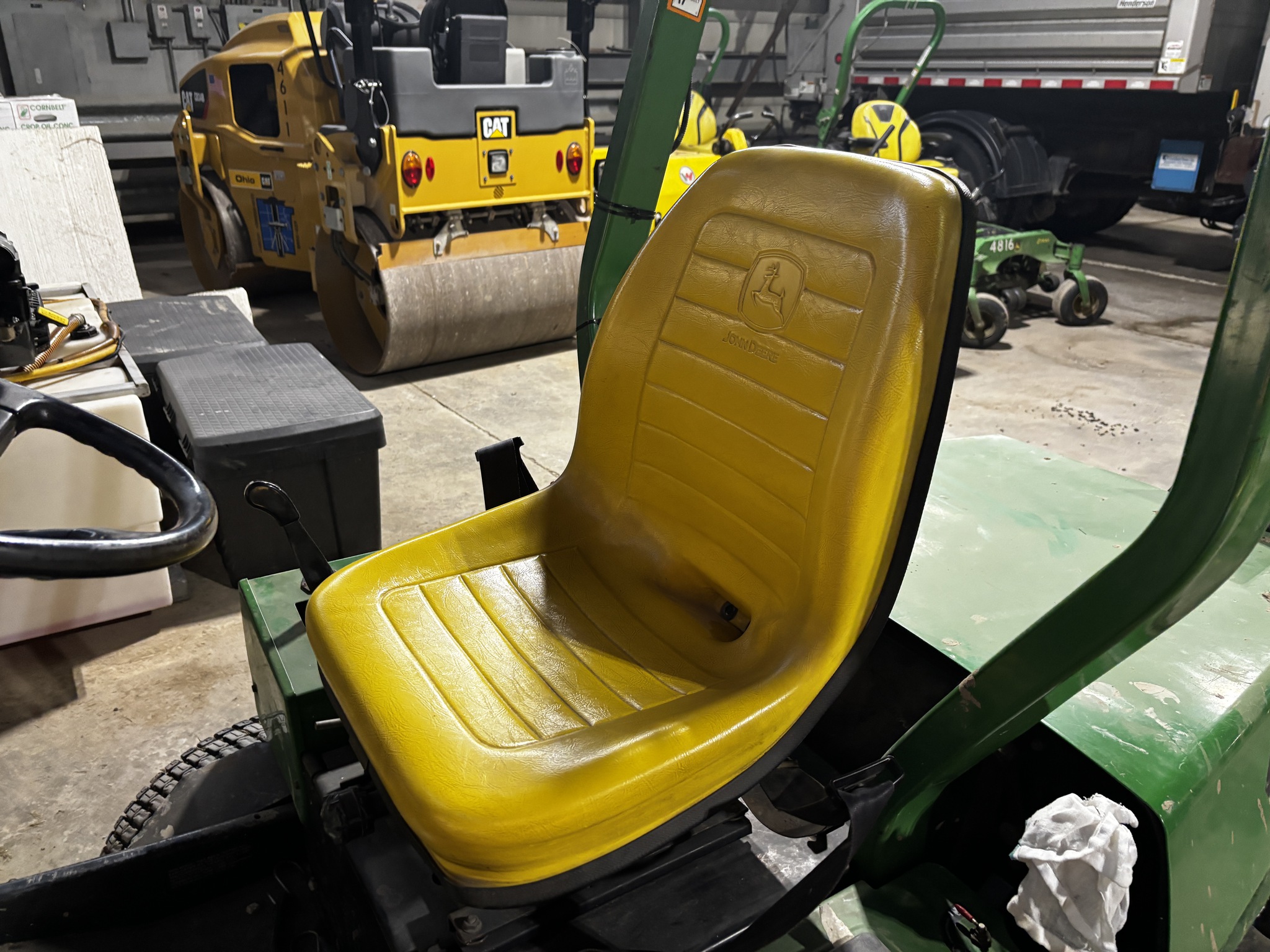 Used 1998 John Deere F935 Commercial Front Mowers at Koenig Equipment in Richmond, IN - PhotoXL14