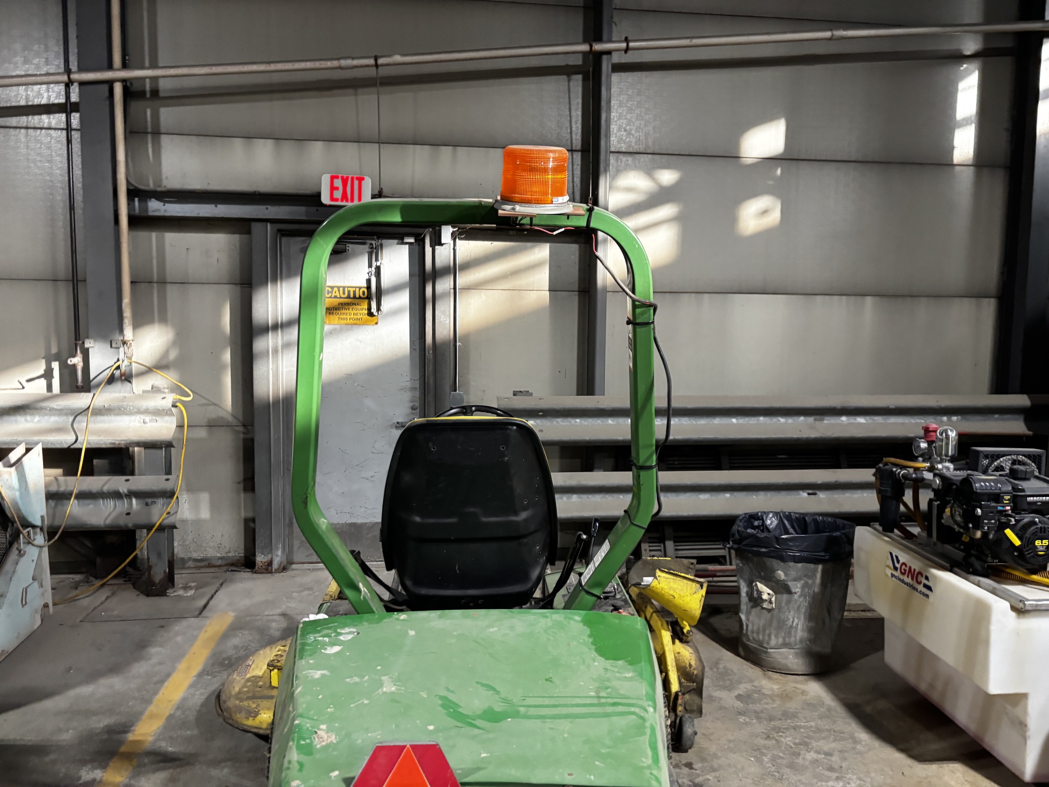Used 1998 John Deere F935 Commercial Front Mowers at Koenig Equipment in Richmond, IN - PhotoXL18