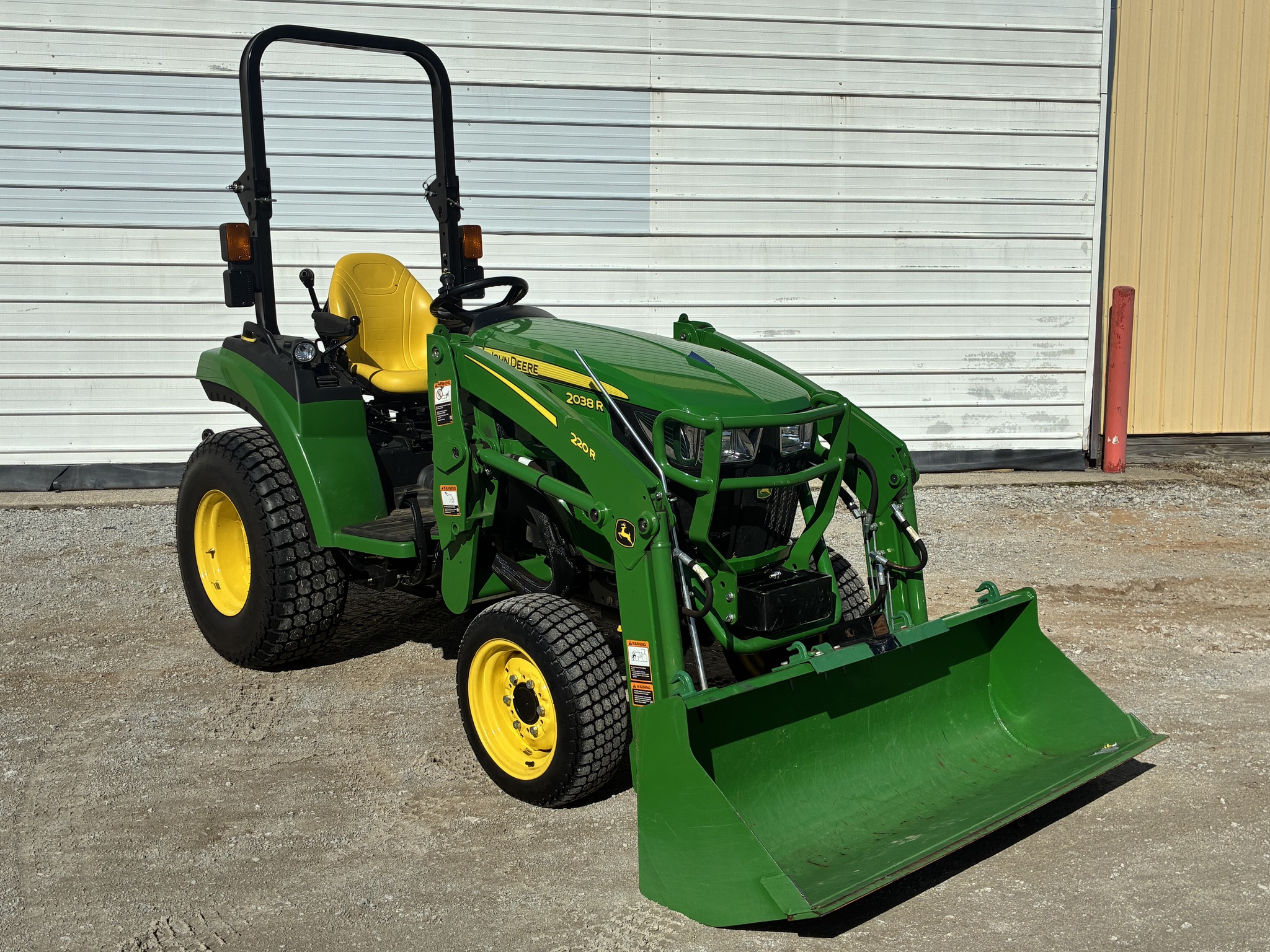 2021 John Deere 2038R Image 1