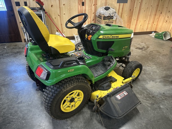 Photo of 2021 John Deere X754