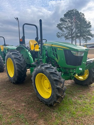 2025 John Deere 5075E Photo 1