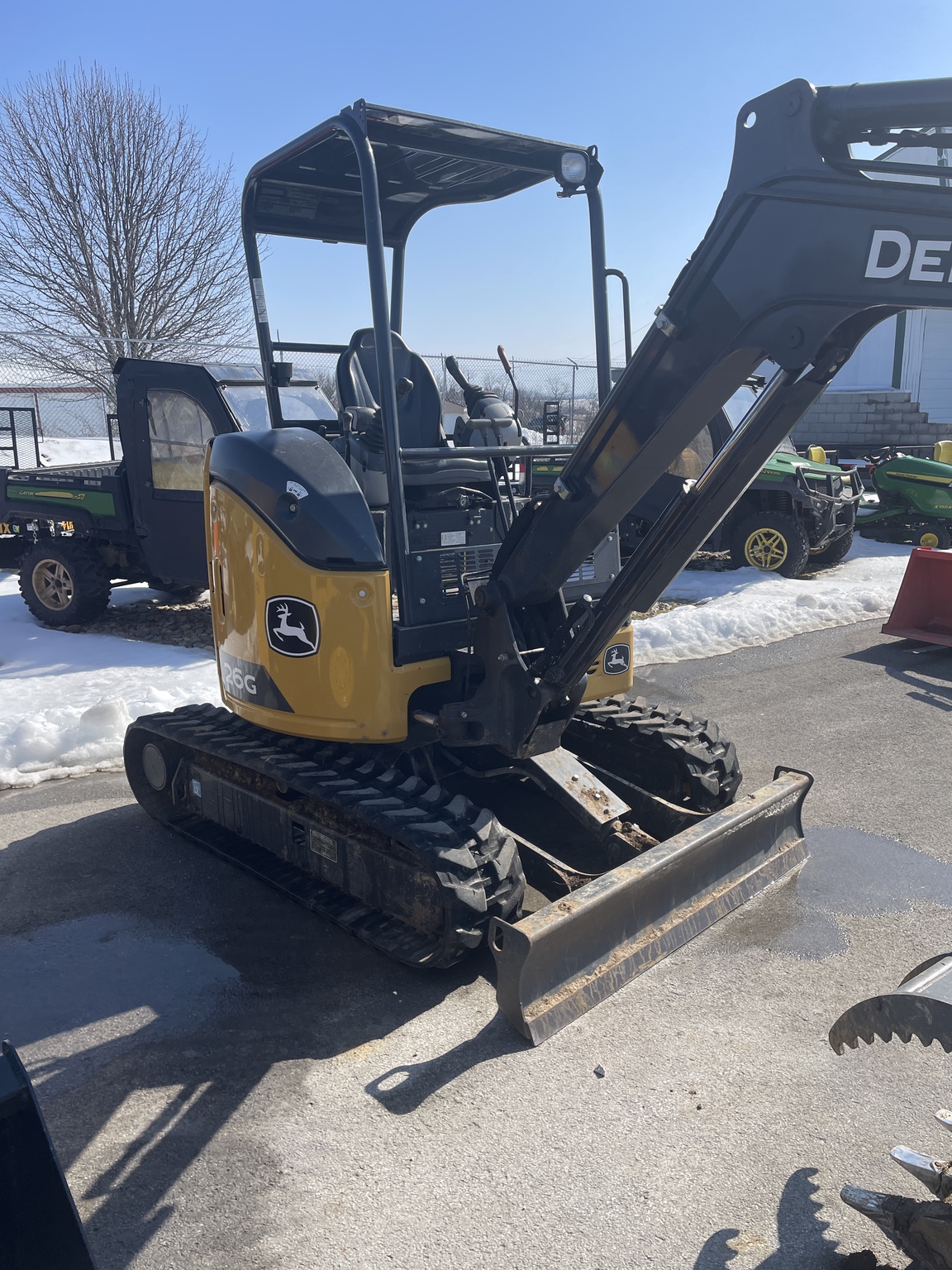 2022 John Deere 26G Image 5