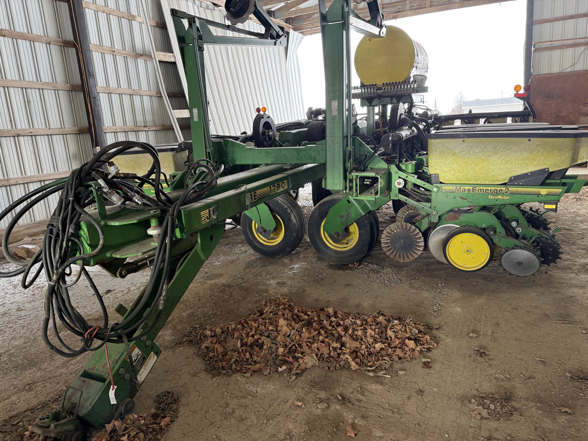 1995 John Deere 1780 Image 1