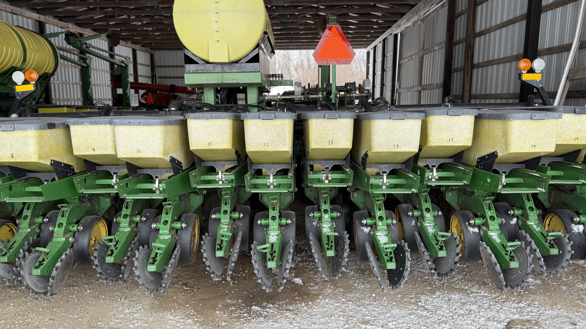 1995 John Deere 1780 Image 8