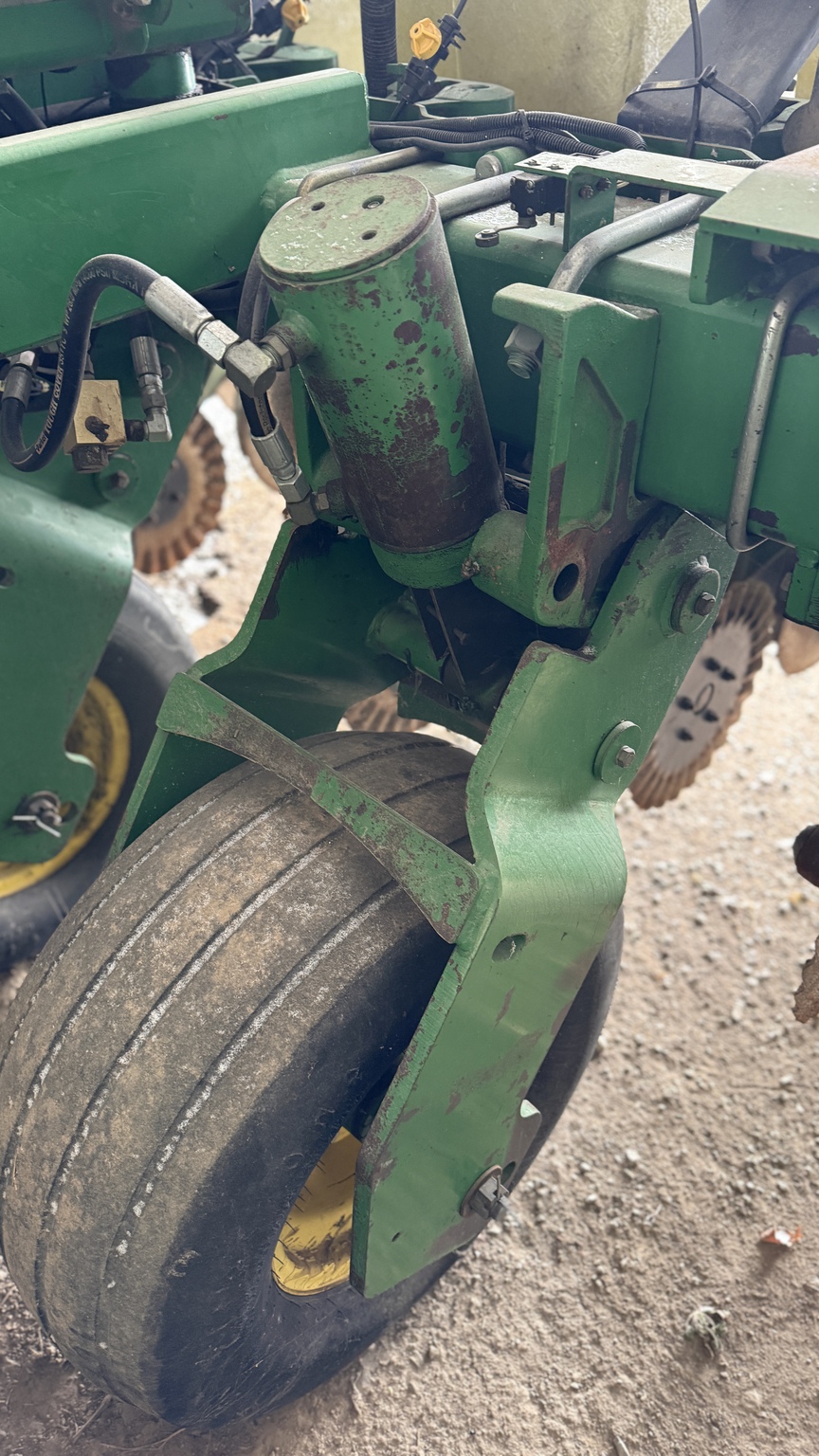 1995 John Deere 1780 Image 15