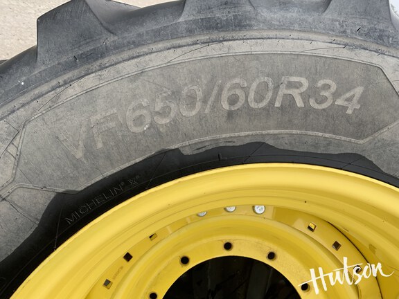 Photo of Michelin 650/60R34