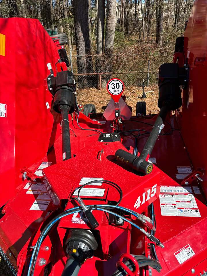 2026 Bush Hog 4115 Flex Wing Rotary Cutter Image 2