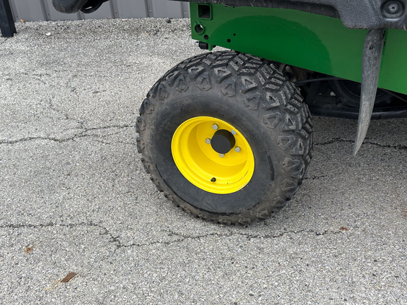 2025 John-Deere TX 4X2