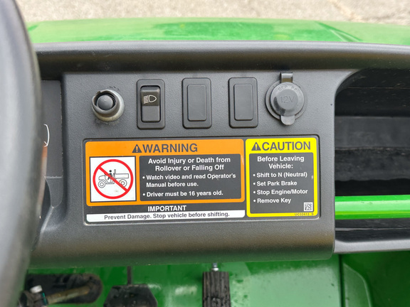 2025 John-Deere TX 4X2