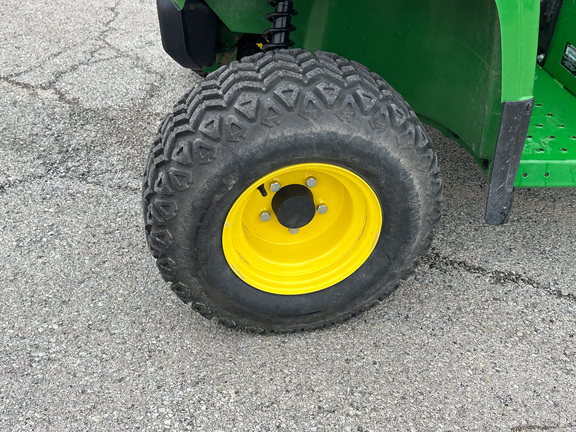 2025 John-Deere TX 4X2