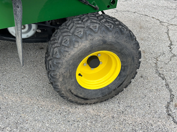 2025 John-Deere TX 4X2