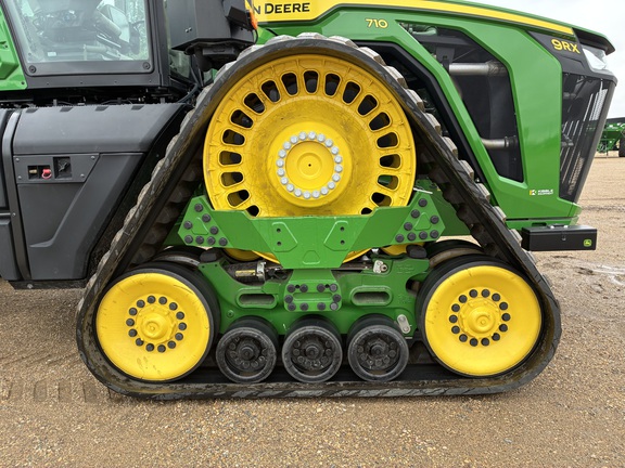 2025 John Deere 9RX 710 - Photo13