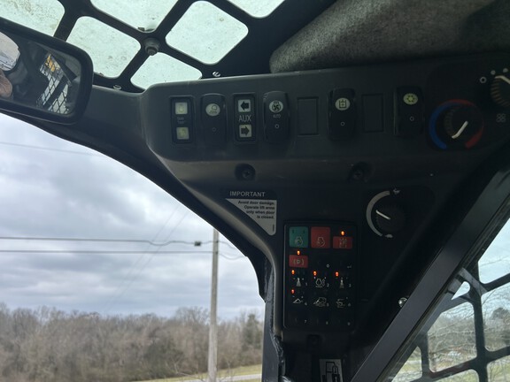 2022 John Deere 333G