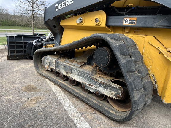 2022 John Deere 333G