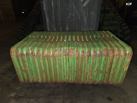 Photo of 2001 John Deere 8410T