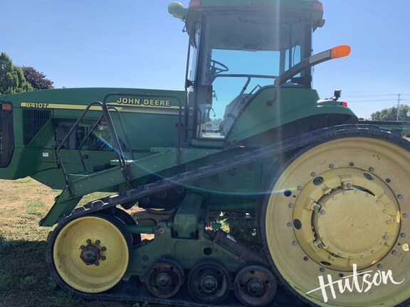 Photo of 2001 John Deere 8410T