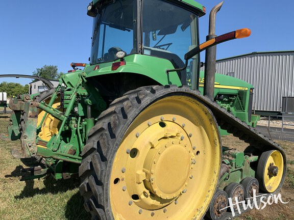 Photo of 2001 John Deere 8410T