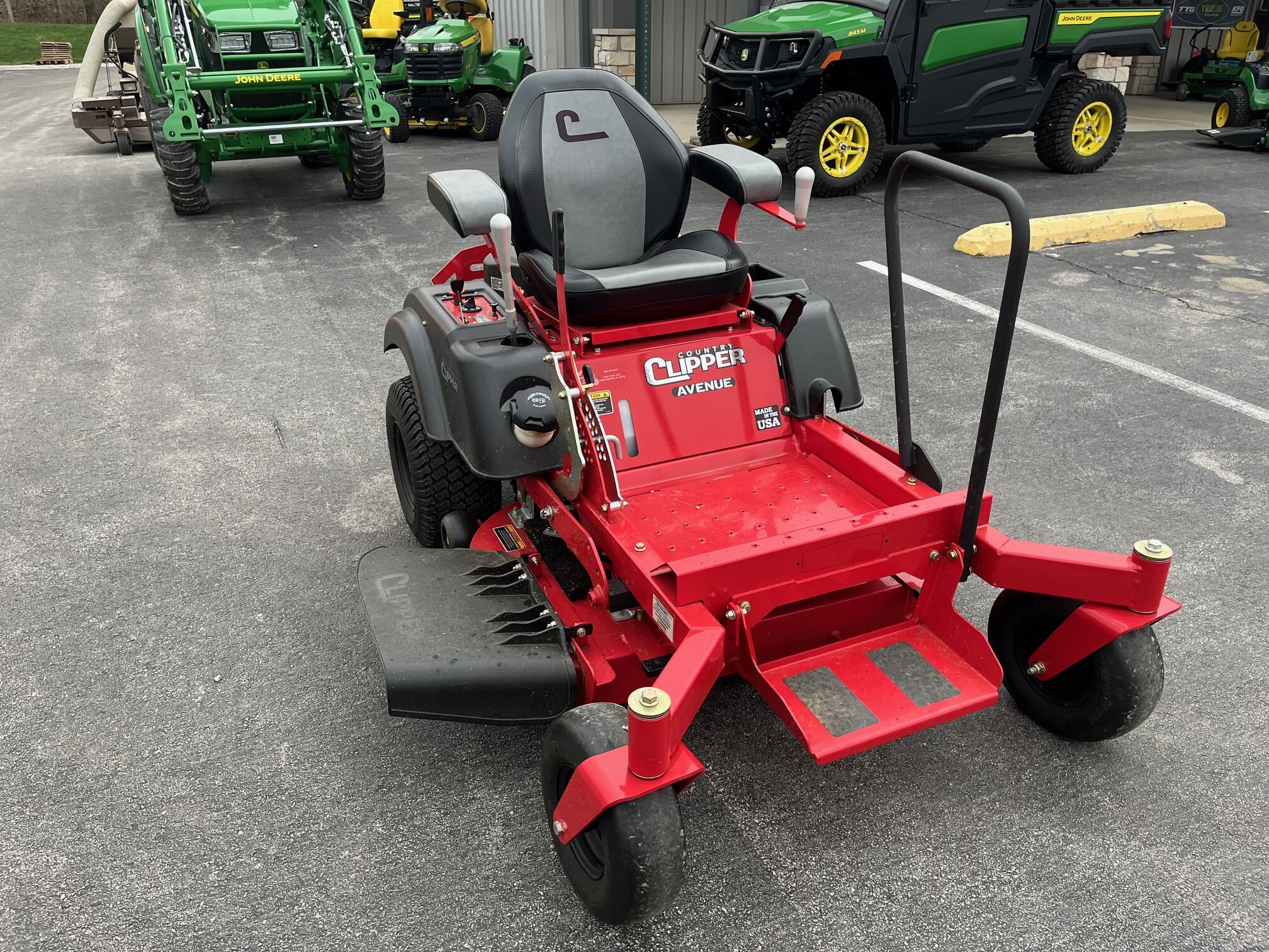 2023 Country Clipper 1842KAJ-A115 Image 2