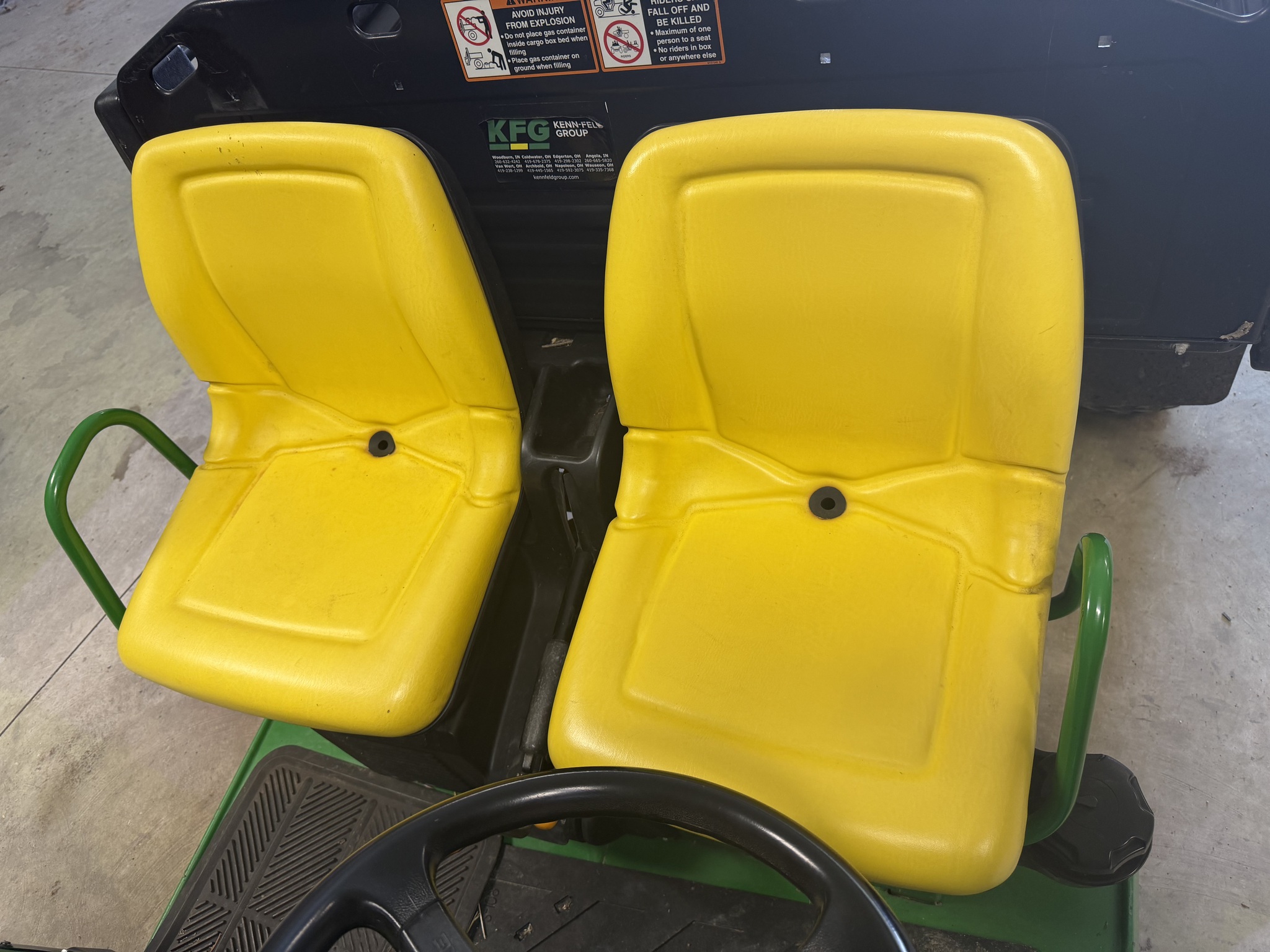 2013 John Deere TX 4X2 Image 8