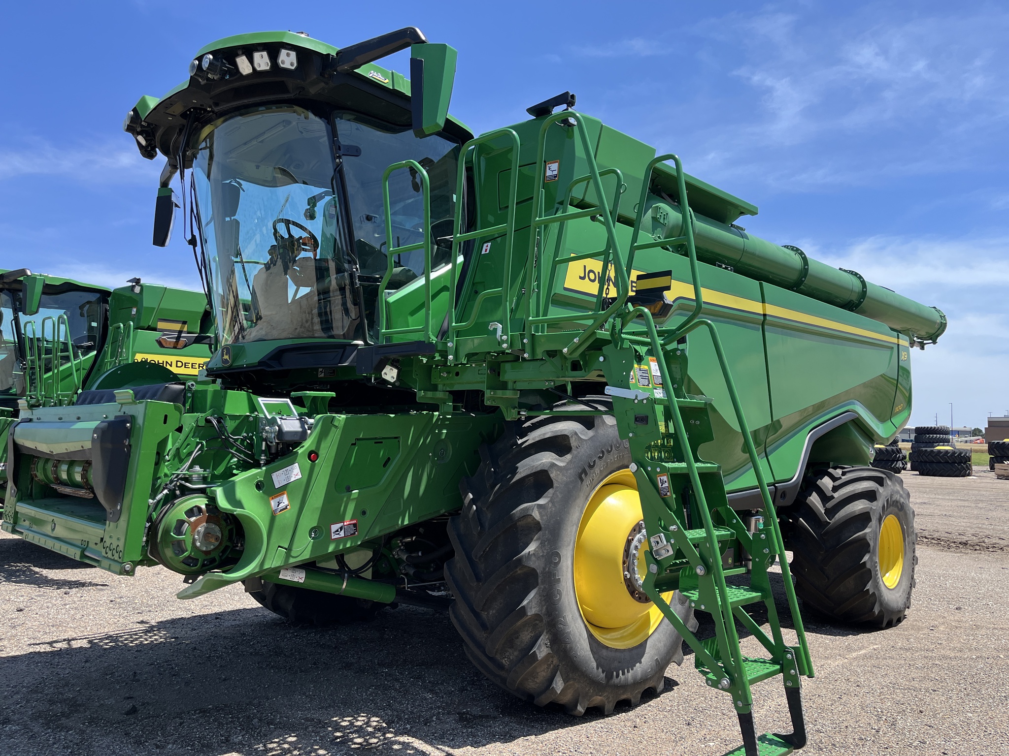 2024 John Deere X9 1100 Image 3