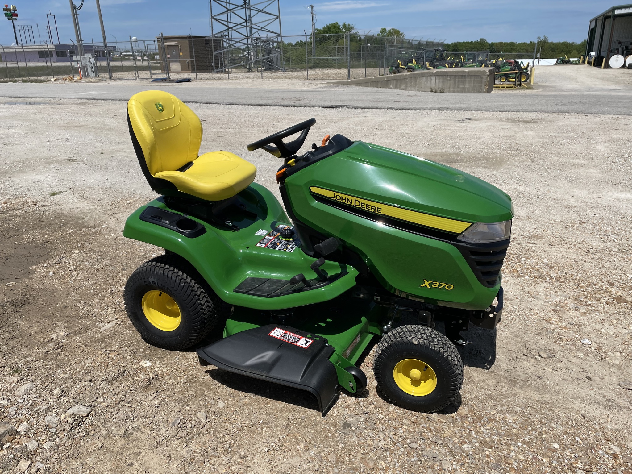  2026 John Deere X370 at Heritage Tractor in Rolla, MO