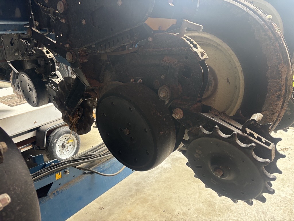 2021 Kinze 3665 Image 15