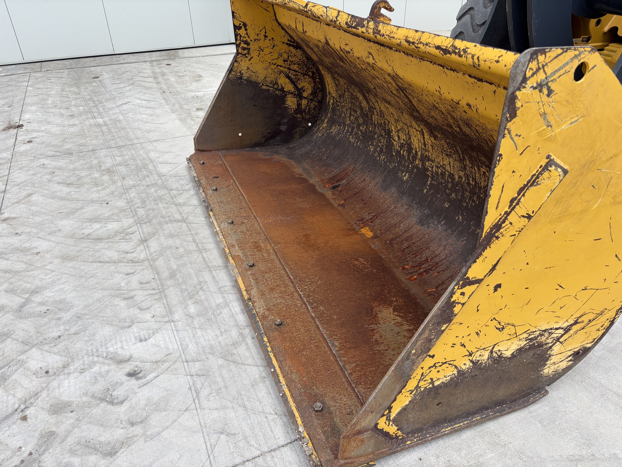 Used 2020 John Deere 344L Wheel Loaders at Koenig Equipment in Urbana, OH - PhotoXL6