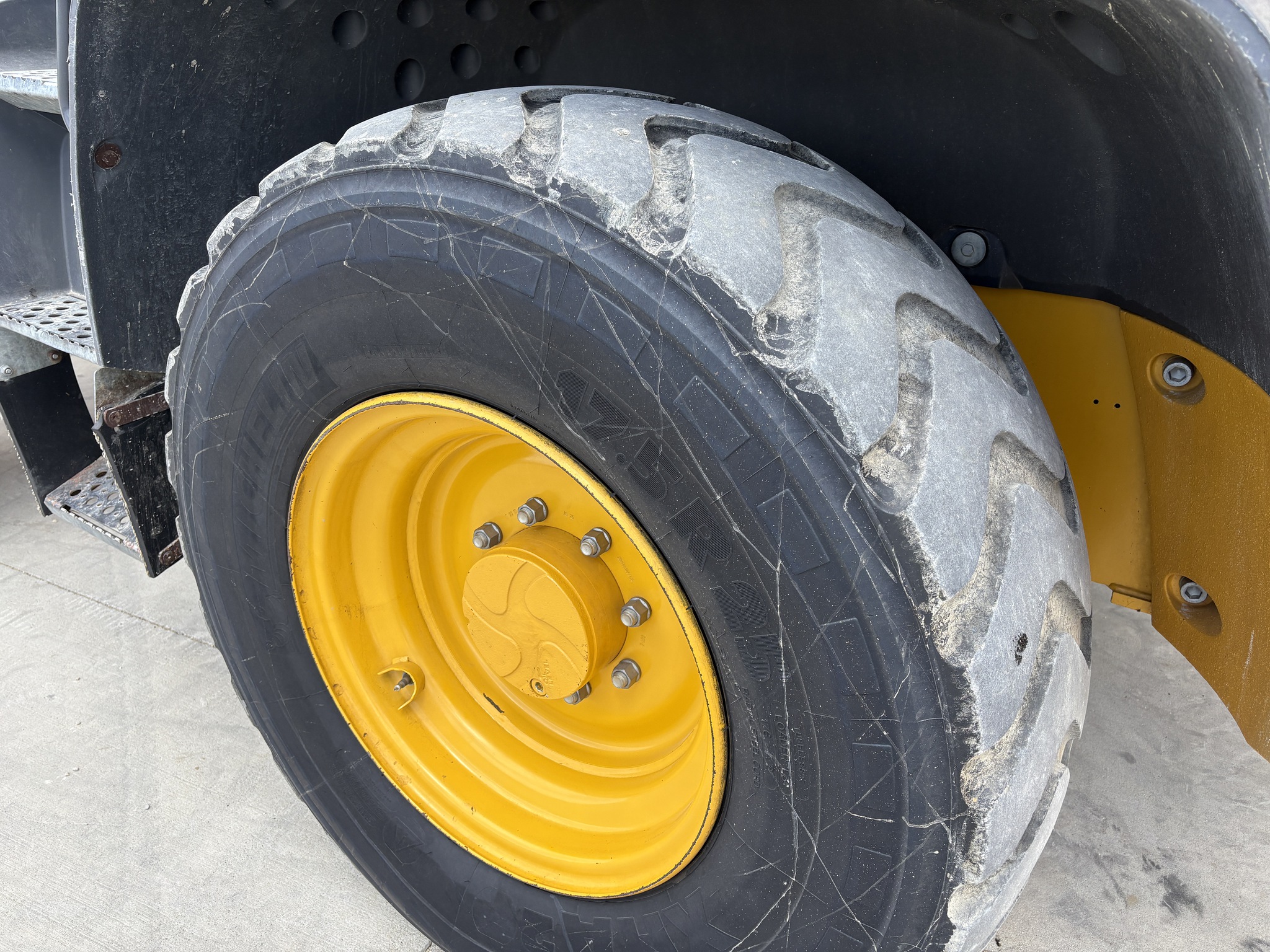 Used 2020 John Deere 344L Wheel Loaders at Koenig Equipment in Urbana, OH - PhotoXL7