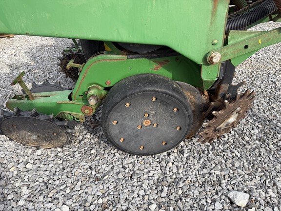 1999 John Deere 1700