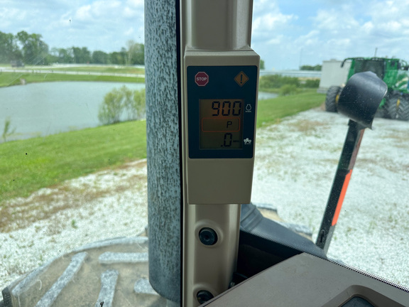 2004 John-Deere 9420