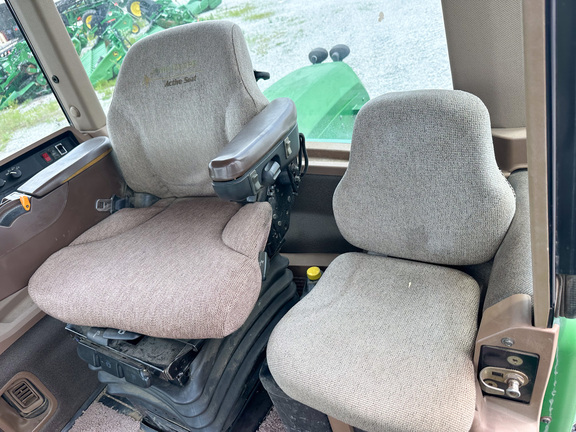 2004 John-Deere 9420