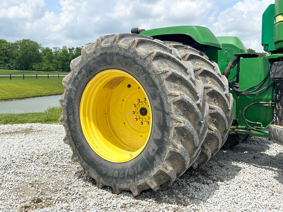 2004 John-Deere 9420