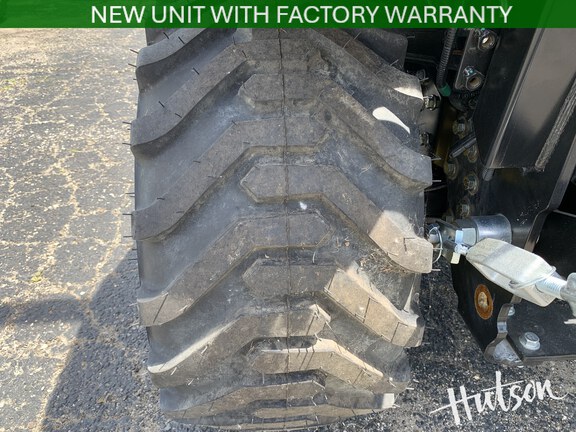 Photo of 2025 John Deere 1025R