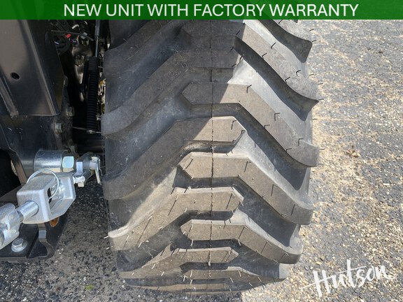 Photo of 2025 John Deere 1025R