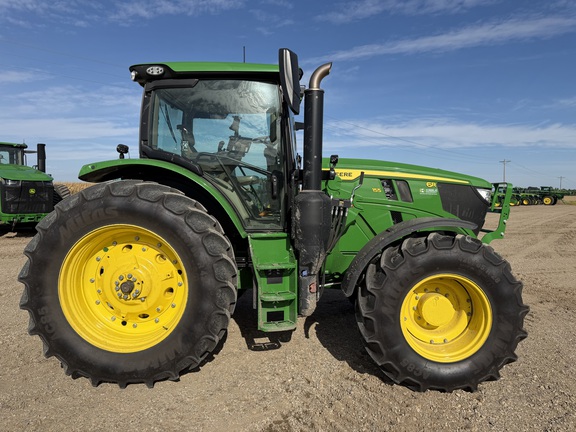 2025 John Deere 6R 155 - Photo2