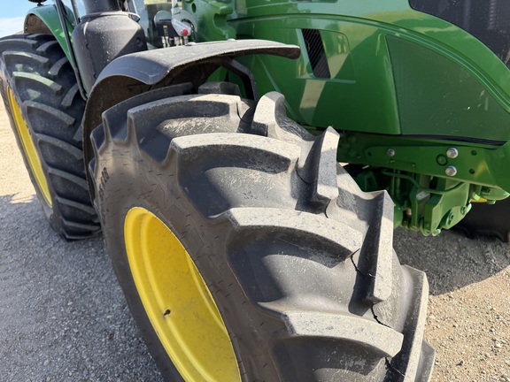 2025 John Deere 6R 155 - Photo12