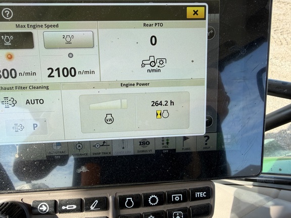 2025 John Deere 6R 155 - Photo33