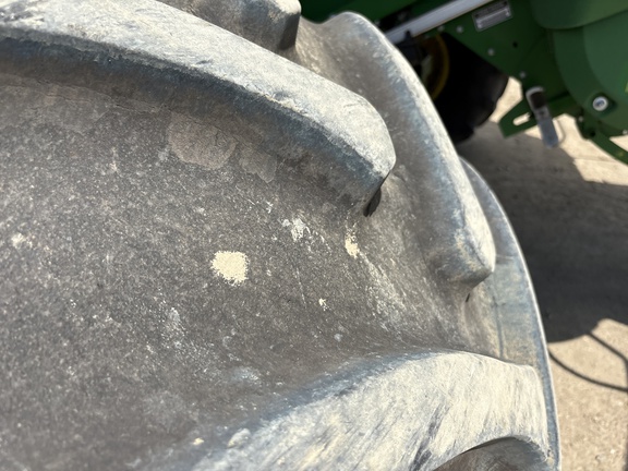 Used 2019 John Deere S780 Combines at Horizon Ag & Turf in Lloydminster, AB - Photo17