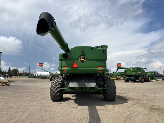 Used 2019 John Deere S780 Combines at Horizon Ag & Turf in Lloydminster, AB - Photo6
