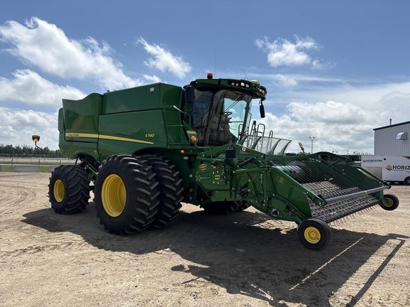 Used 2019 John Deere S780 Combines at Horizon Ag & Turf in Lloydminster, AB - Photo3