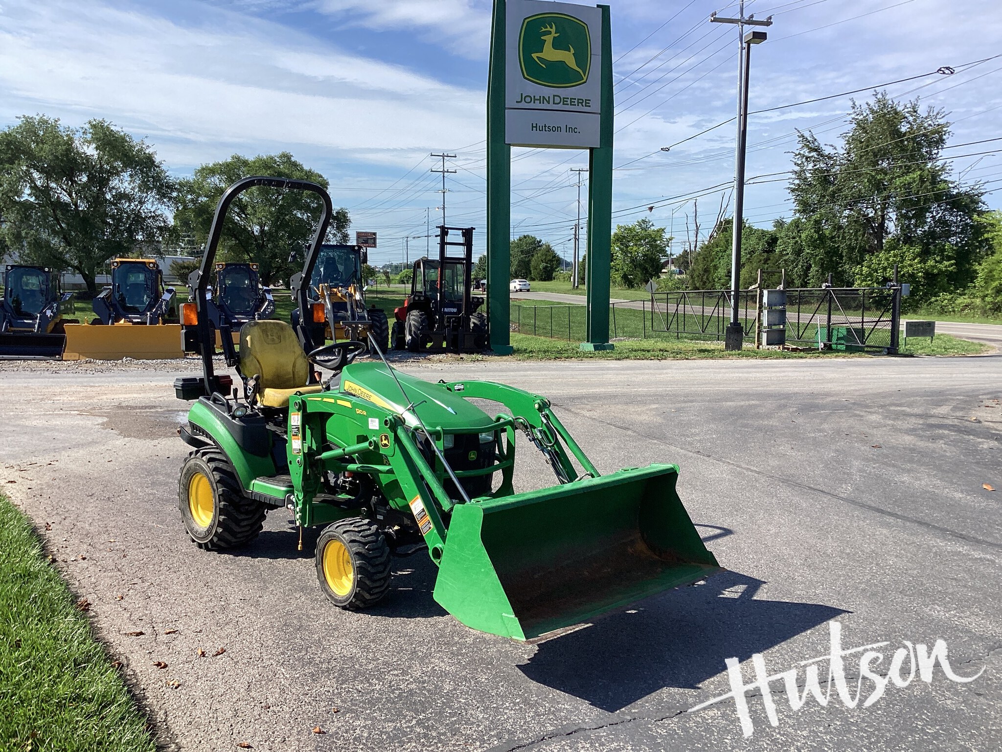 2018 John Deere 1025R