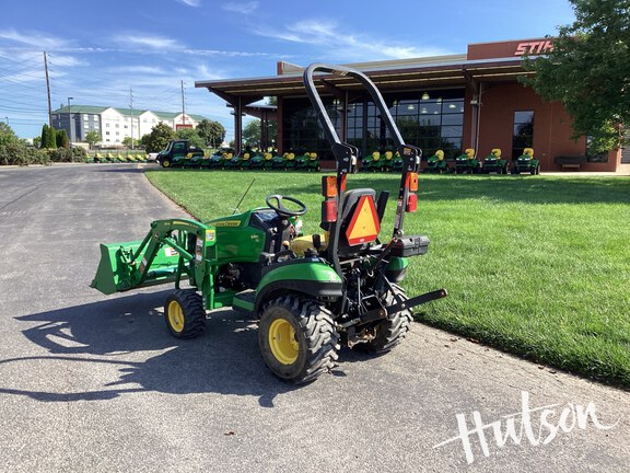 Photo of 2018 John Deere 1025R