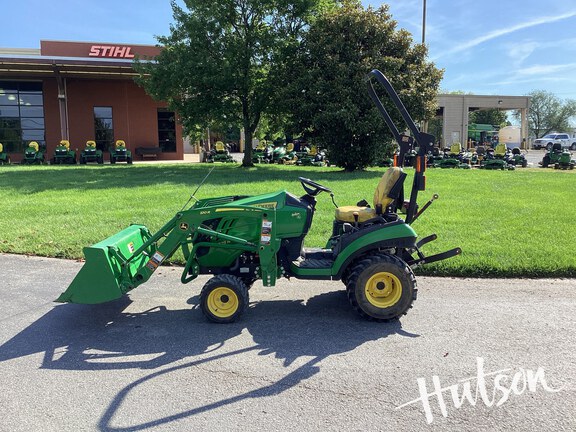 Photo of 2018 John Deere 1025R