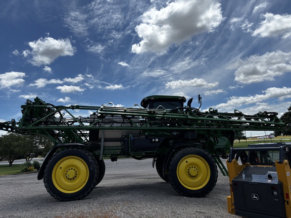 New In-Stock 2025 John Deere 410R Self Propelled Sprayers at Koenig Equipment in Anna, OH - Photo3