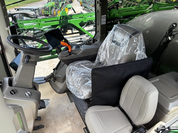 New In-Stock 2025 John Deere 410R Self Propelled Sprayers at Koenig Equipment in Anna, OH - Photo12