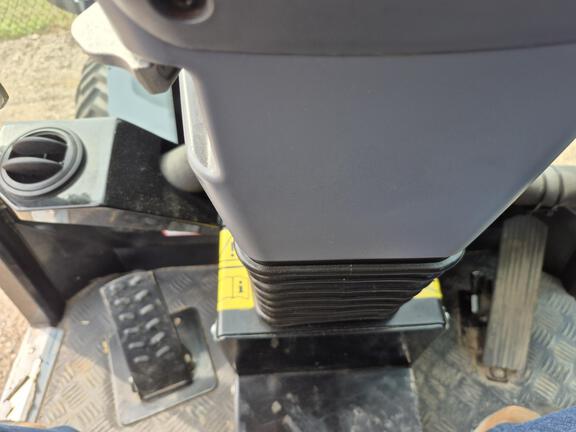 2025 Giant G2700