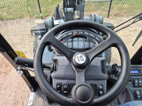 2025 Giant G2700