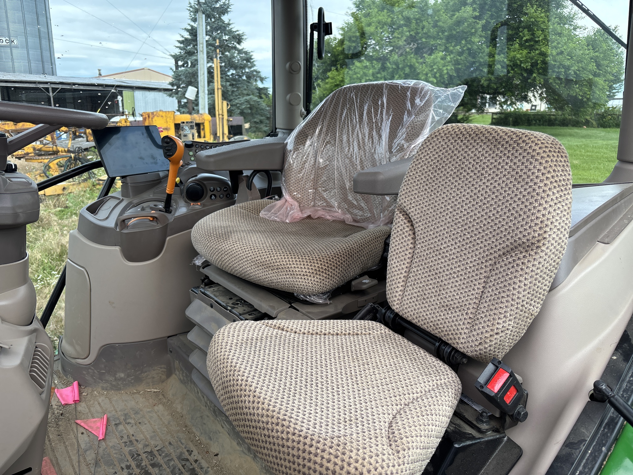 Used 2026 John Deere 6R 130 Utility Tractors at Koenig Equipment in Urbana, OH - PhotoXL18